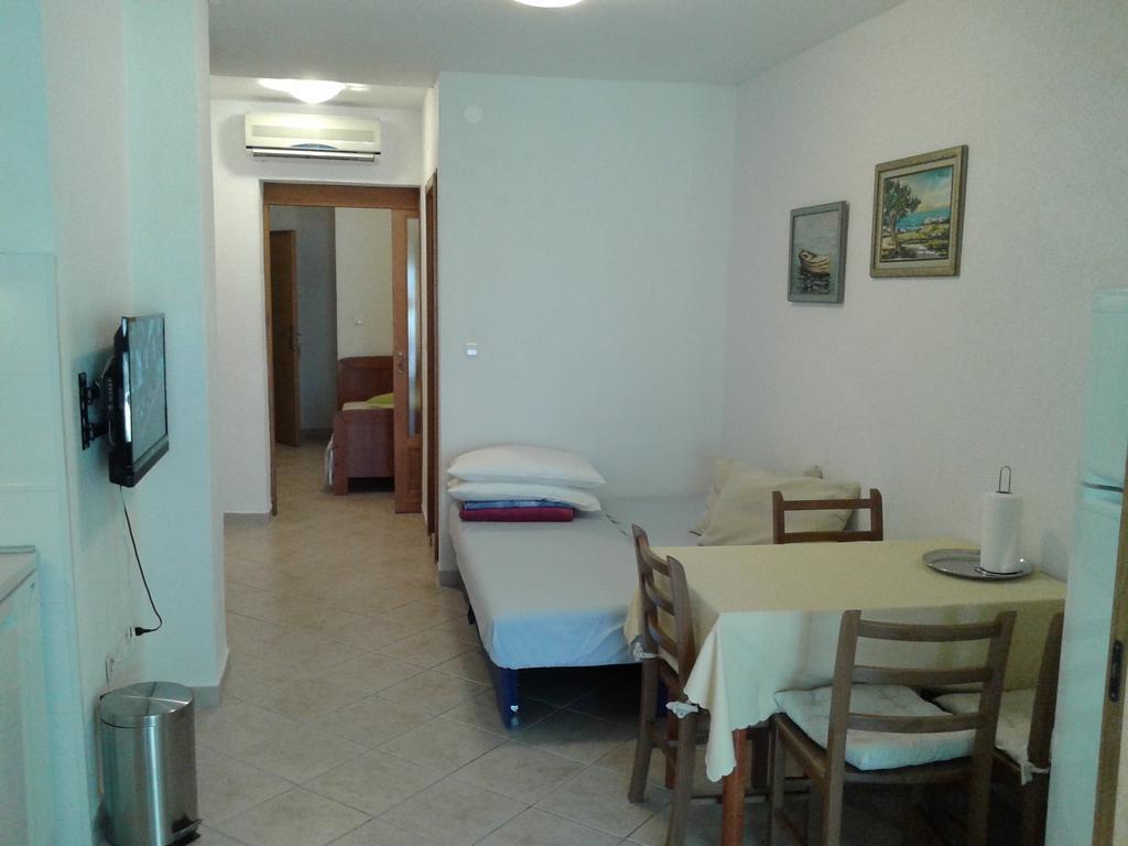 Apartments Toma Bajnice Directly Krilo Extérieur photo
